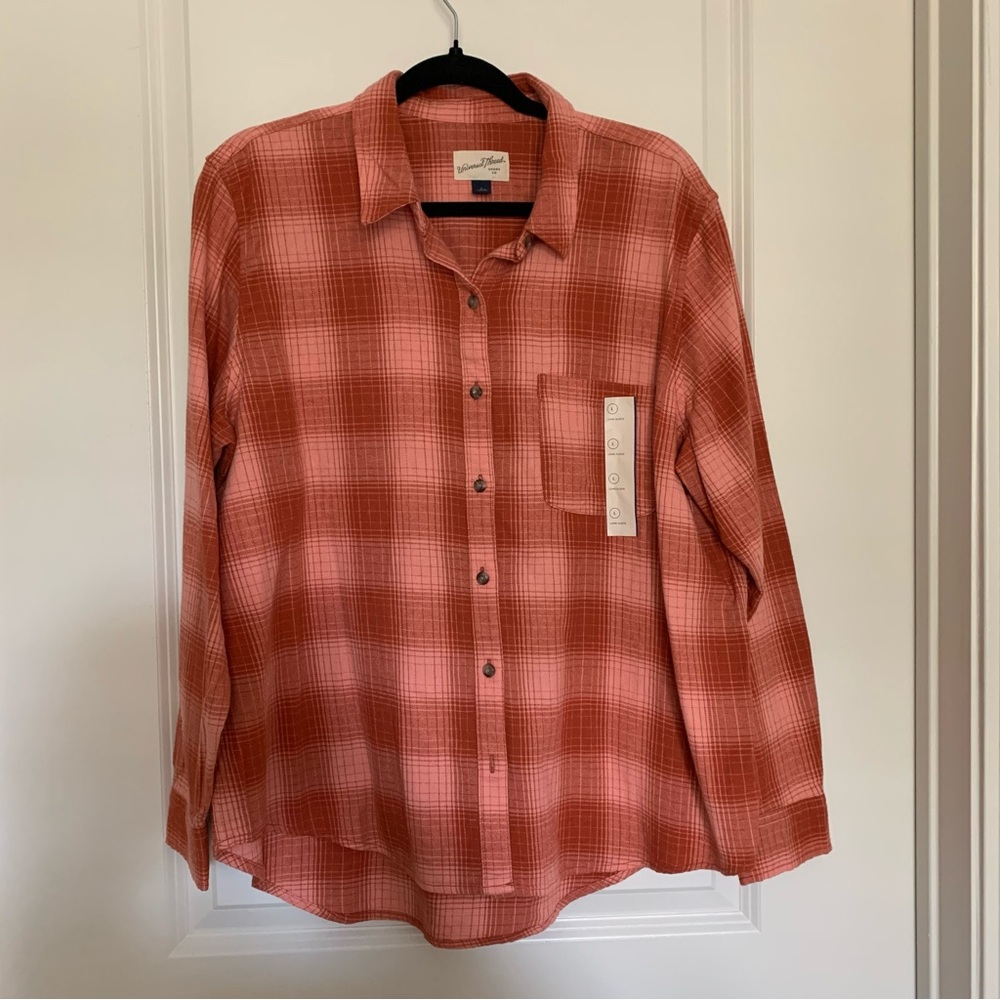 4/$25 NWT Pink and Orange Flannel